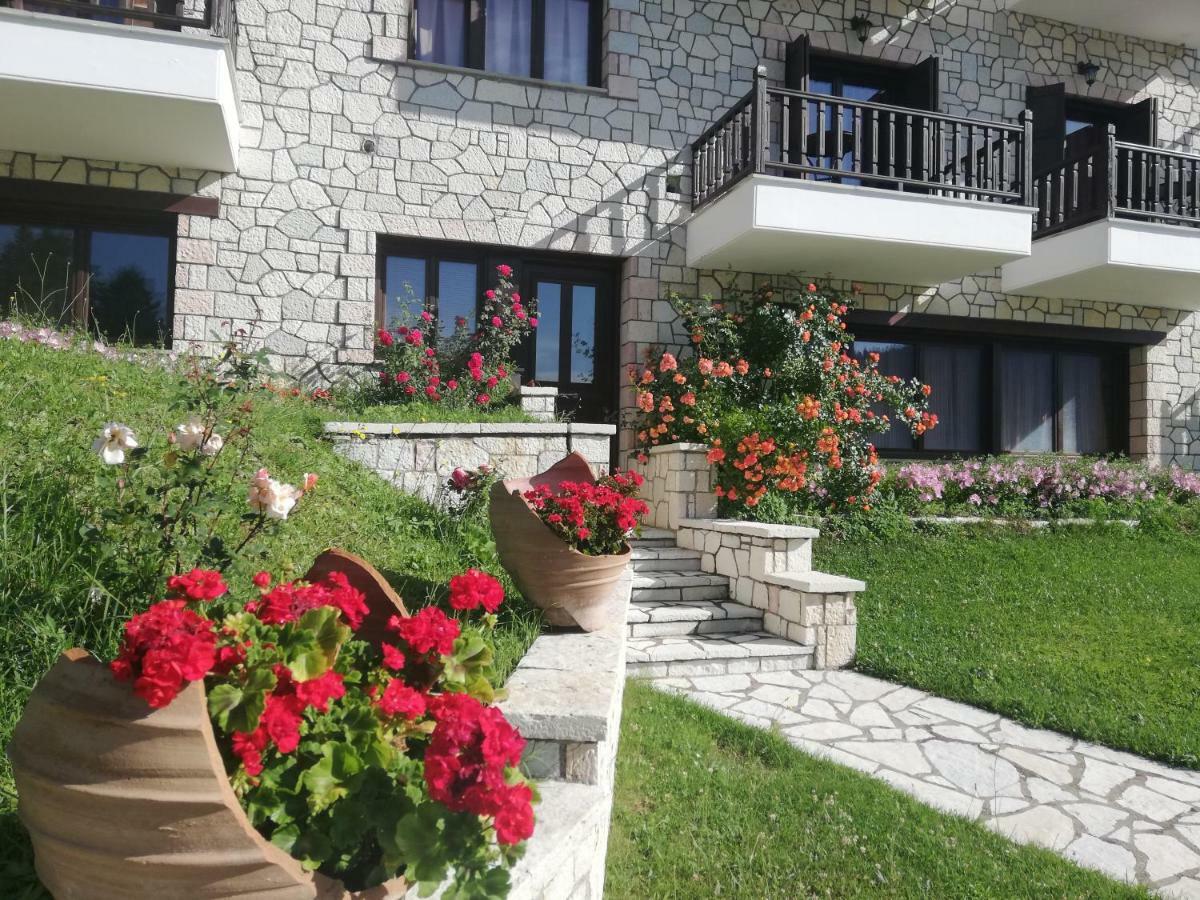 Ξενοδοχείο Μαγκιωση Neraidochori Exterior photo
